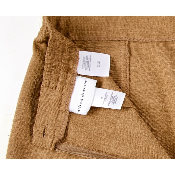 Alfred Dunner Women's Brown Textured Pencil Skirt with Gold Buckle Detail Sz 10 - Picture 8 of 9